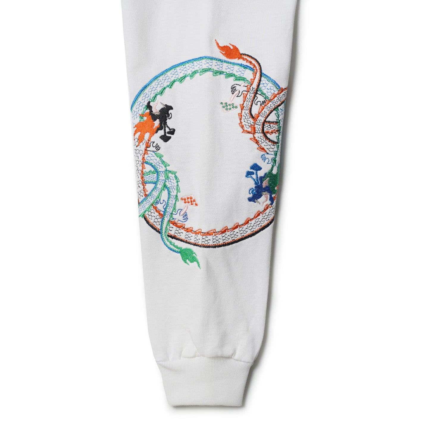 
                  
                    RAVEN WHITE - LONGSLEEVE T-SHIRT
                  
                