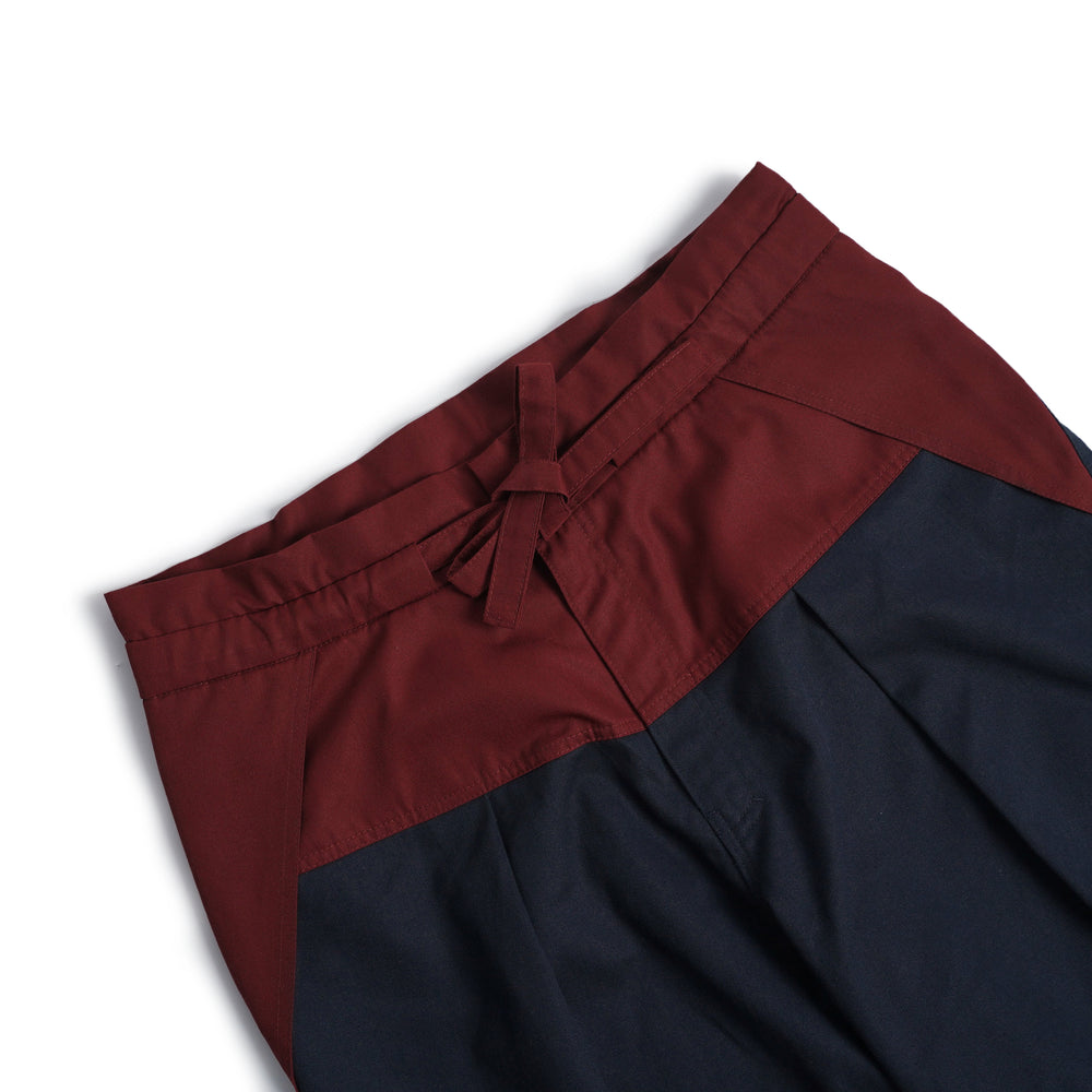 
                  
                    RACE NAVY - TROUSERS
                  
                